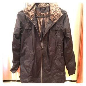 Lululemon jacket with camo detail sz 6